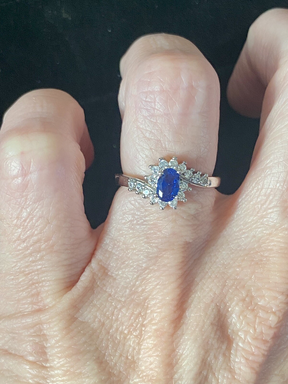 NEW .925 Sterling Silver Blue Saphire ring Cubic Zerconia size 6 Lab created