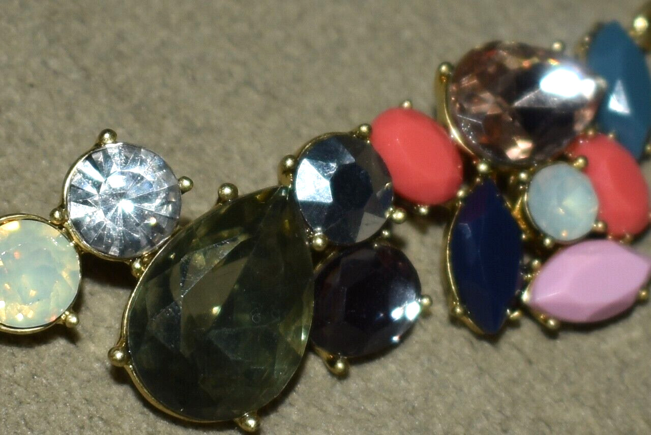 J. CREW Cluster Multi- Colors Stones Gold Tone Chain Statement Necklace 18″ B1