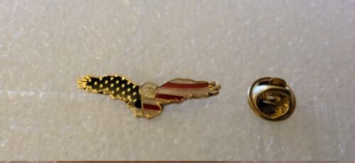 USA Red White And Blue PATRIOTIC Eagle Lapel Pin