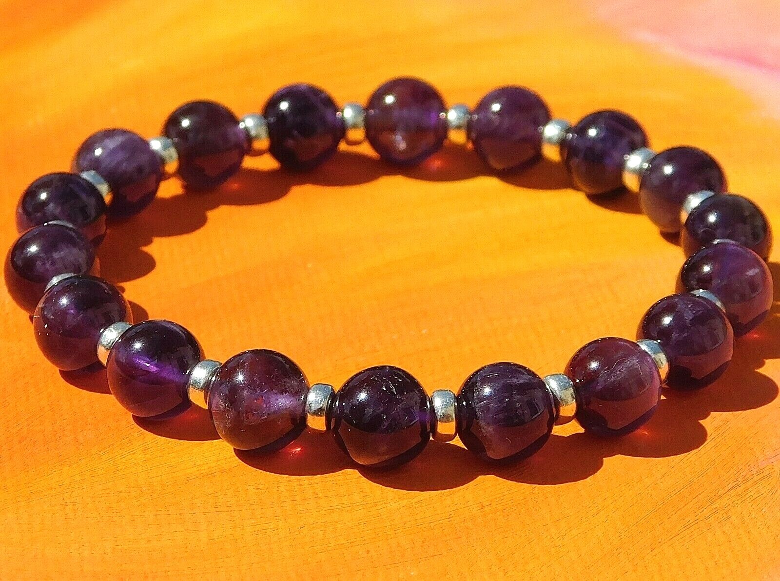 Mens / Ladies 8mm Handmade Gemstone & Silver Beaded Bracelet – Natural Amethyst.