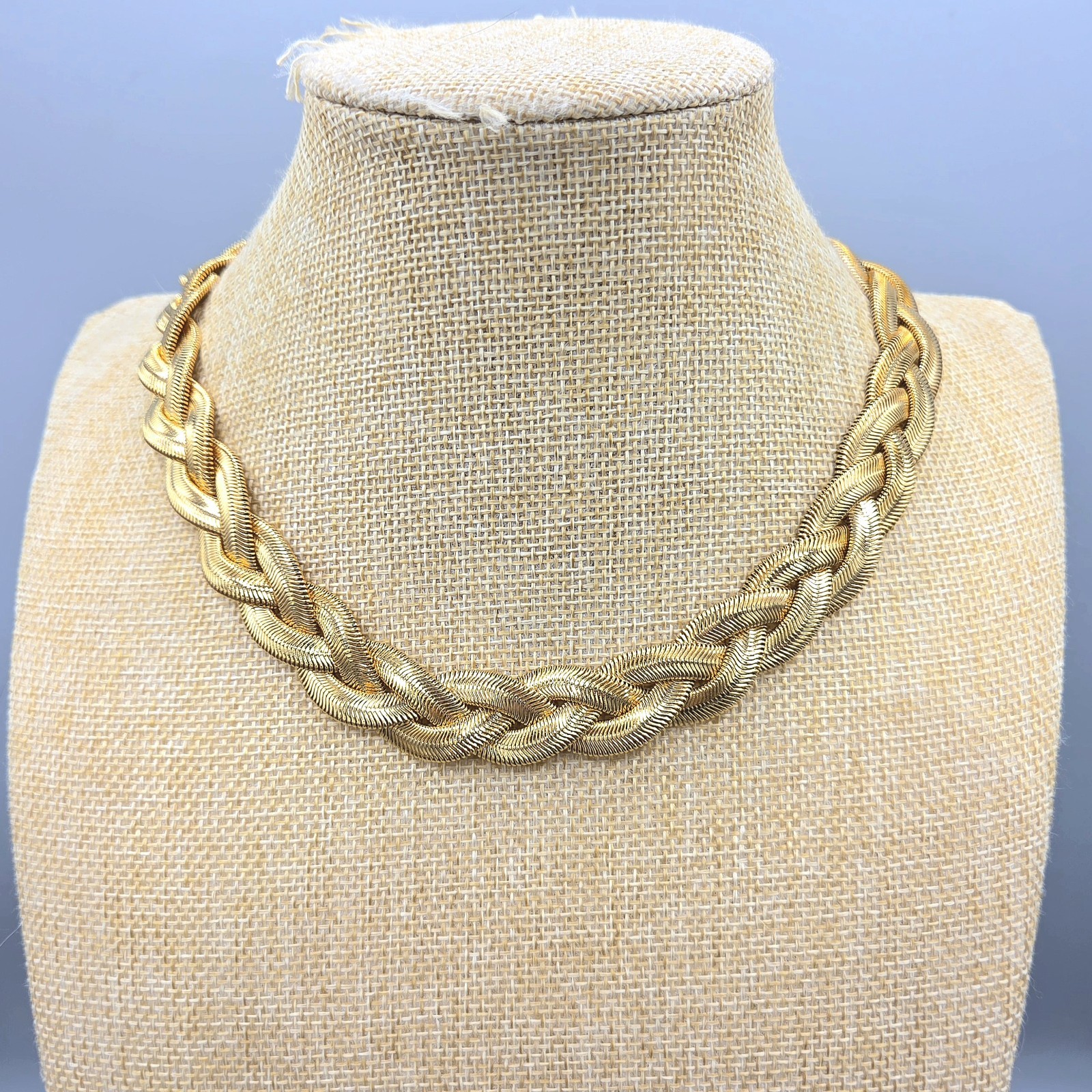 1990’s QVC Linda Dano Signed Gold Tone Triple Omega Chain Braided Necklace 17″