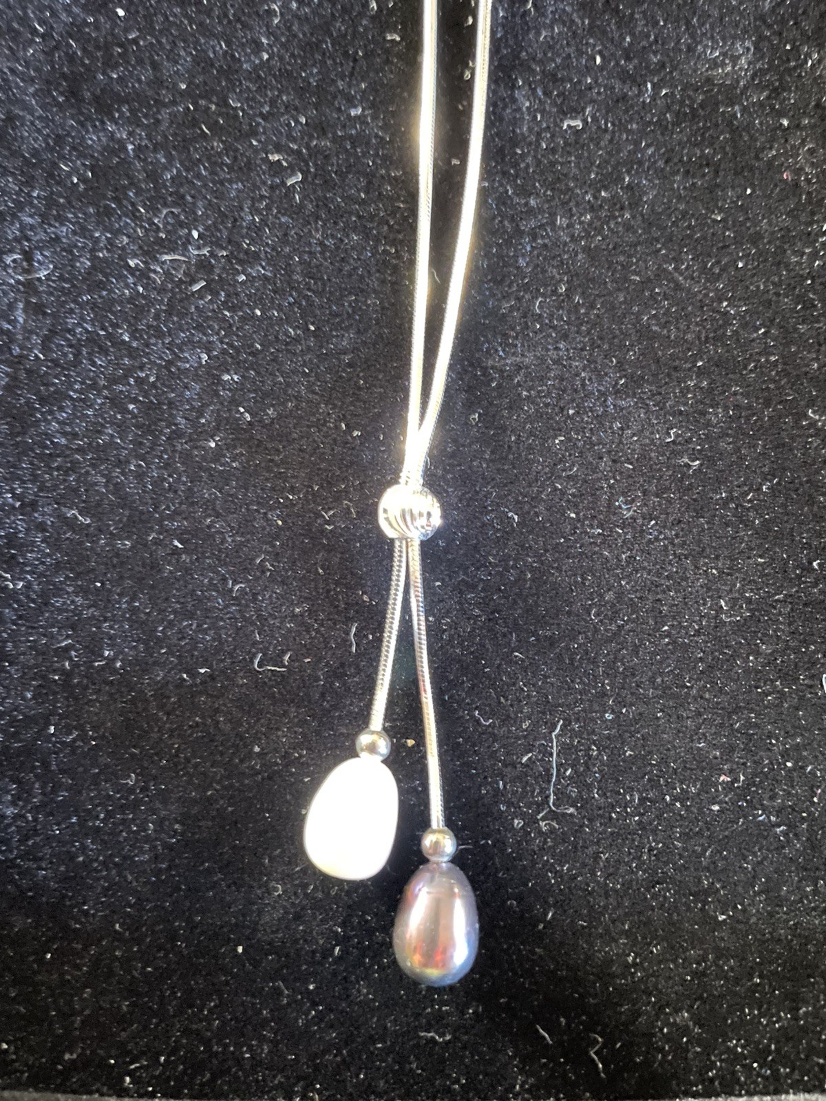NWOT Sterling Lariat Y White Gray Pearl Necklace 20 Inches