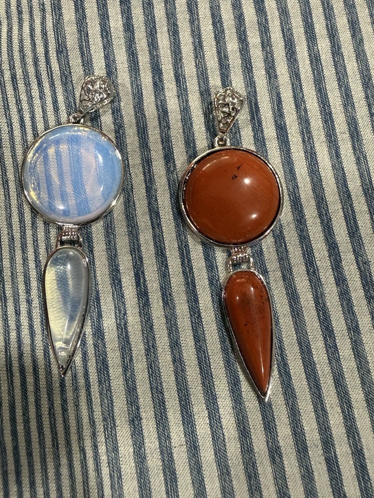 Blue Brown Stone Pendant Charm Set Round Teardrop Silver Tone Bezel 2 Gemstones