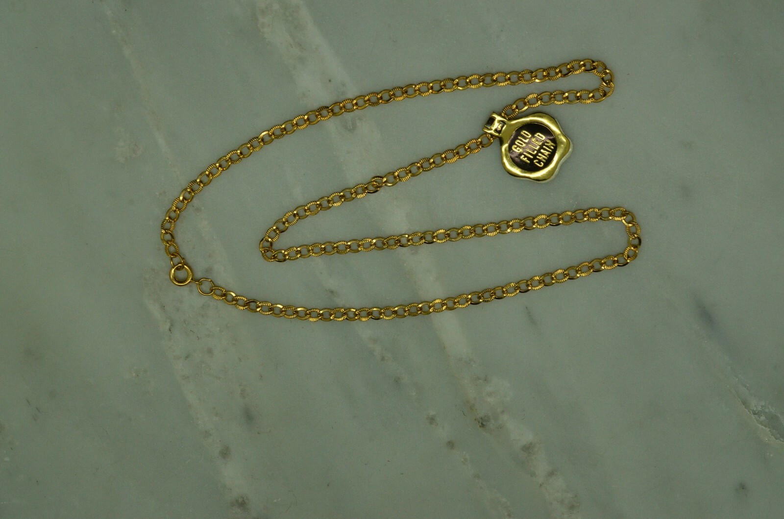 15″ YELLOW GOLD FILLED CURB CHAIN NECKLACE 3mm -ALTERNATING ETCHED LINKS