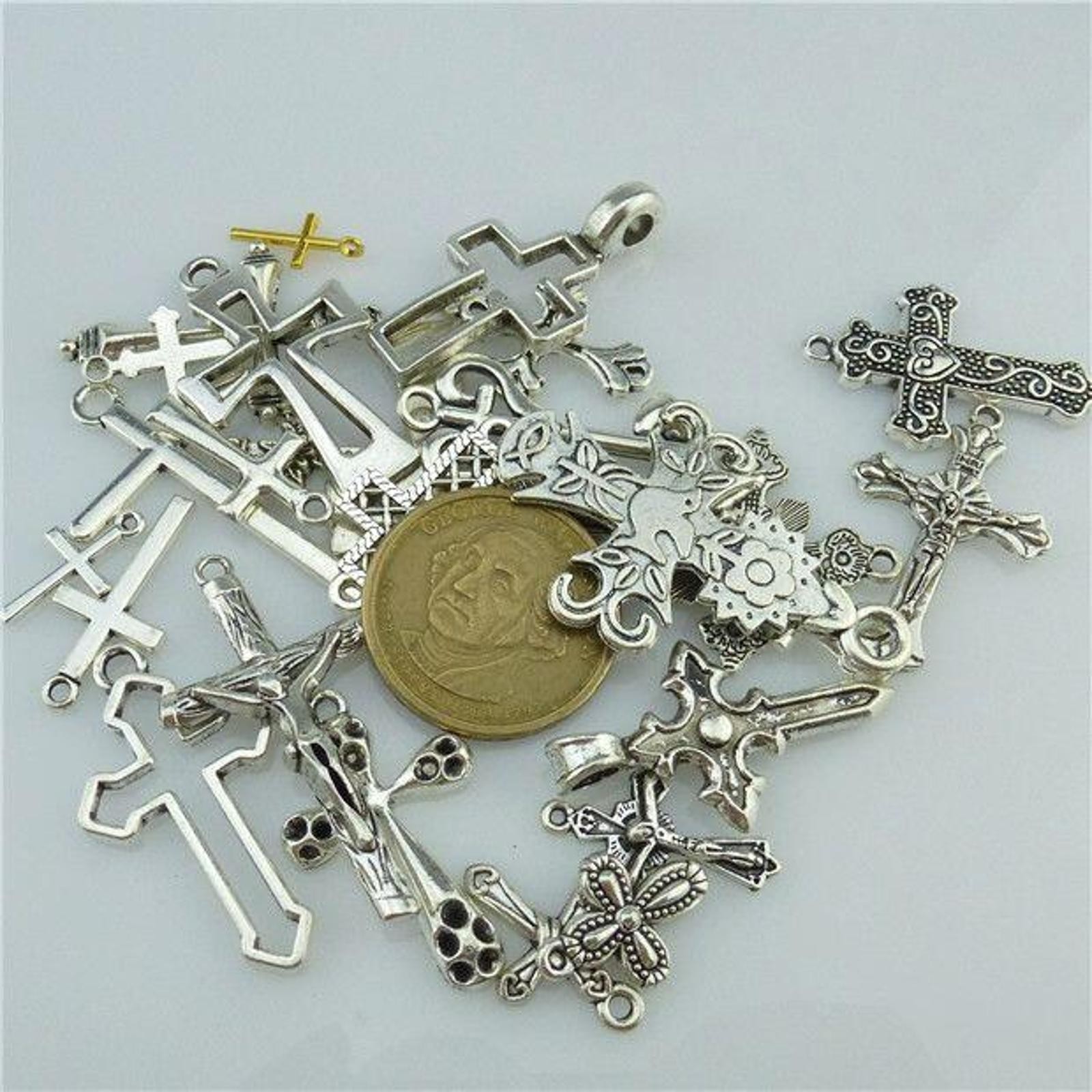 25PCS MIX Cross Pendant Vintage Antique Silver Tone Alloy Faith Religious Charm