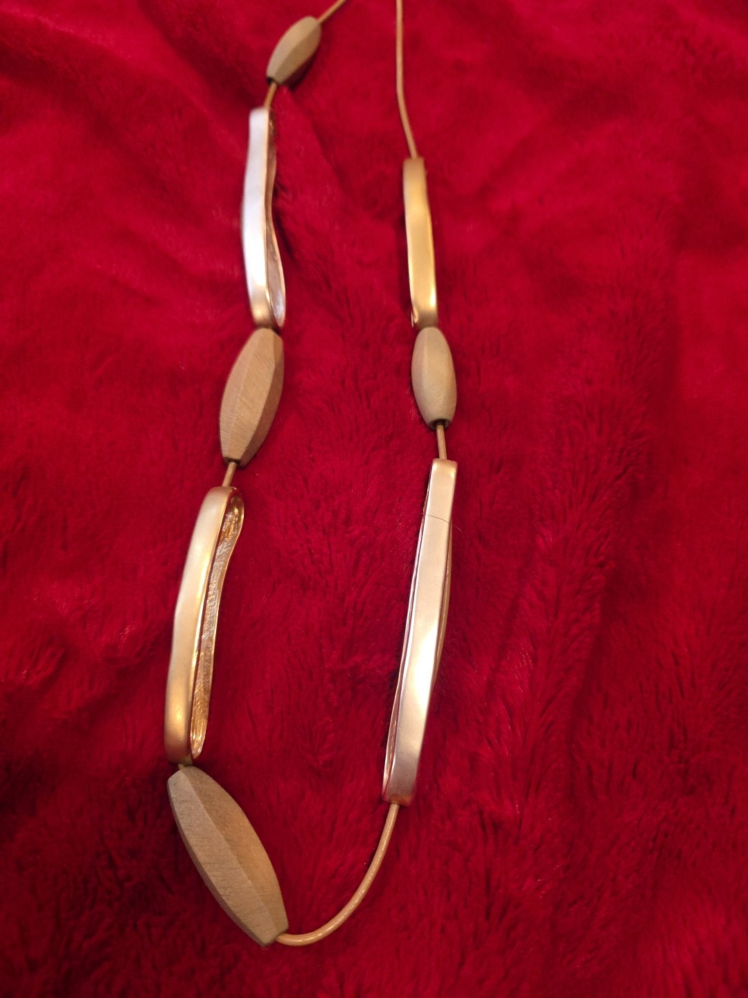 Unique Gold And Silver Necklace