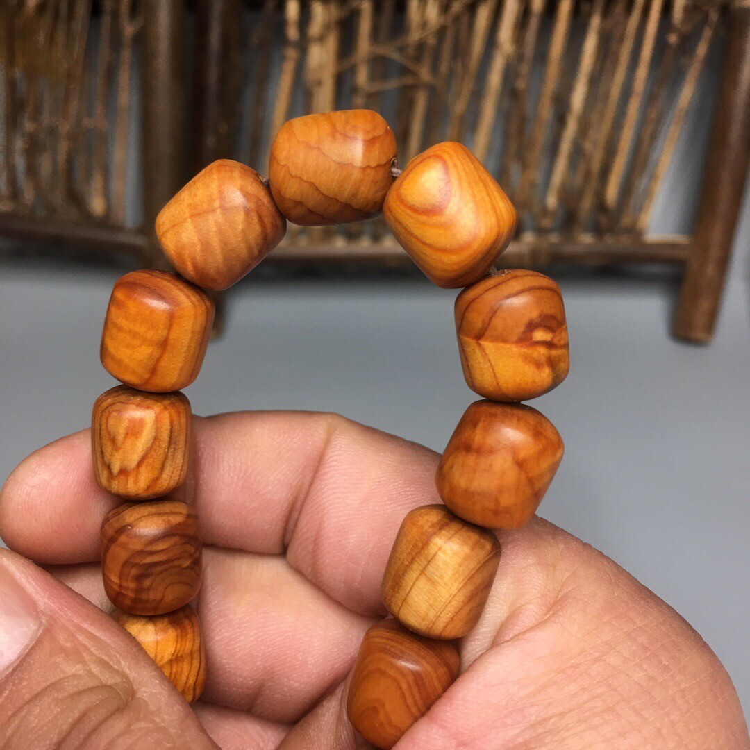 The real thing natural Taihang cliff cedar 14-12mm Hand catenary AAAAA