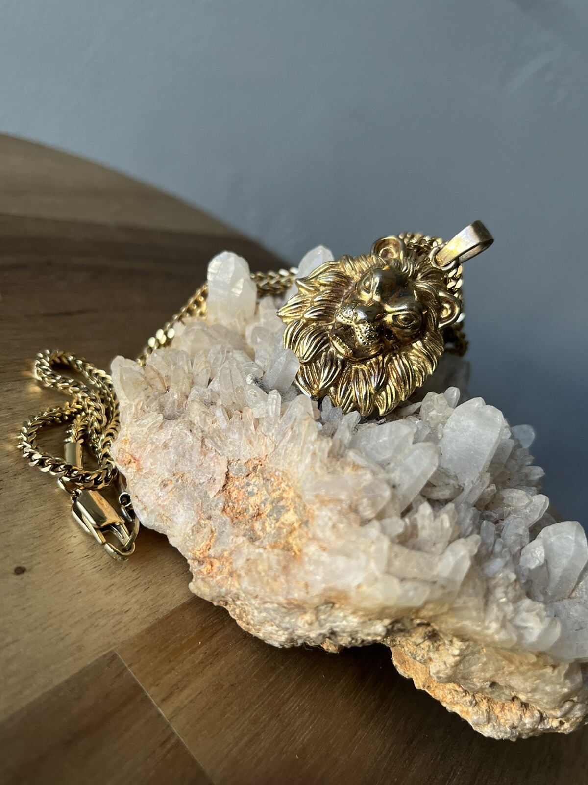 925 Plated GLD Lion Pendant And Chain