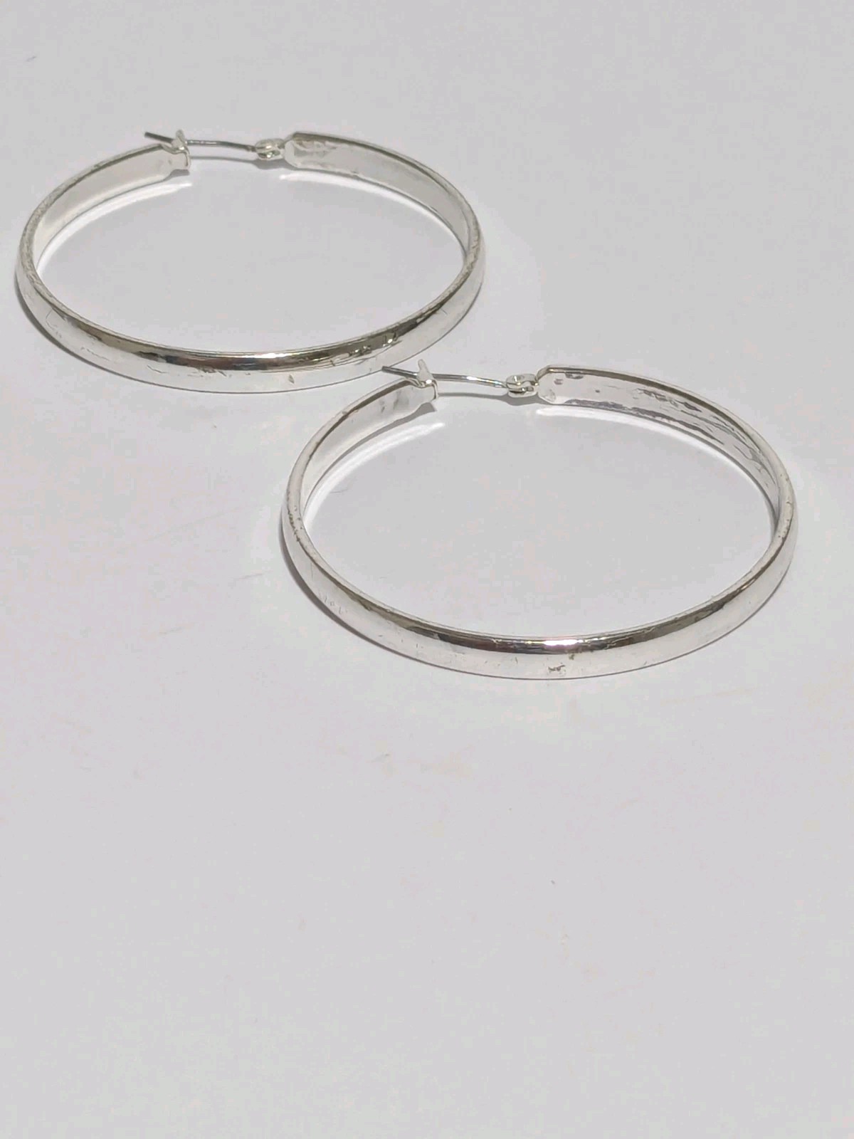 Silver Tone Medium Hoop Push Lock Earrings. Classic. 2″