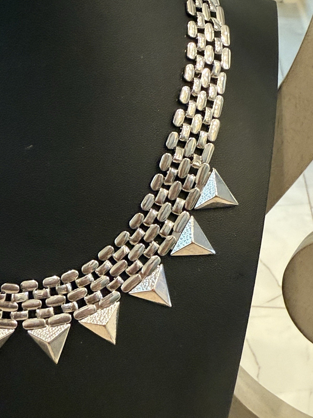 EXPRESS Reflective Silver Tone Choker Necklace 17”