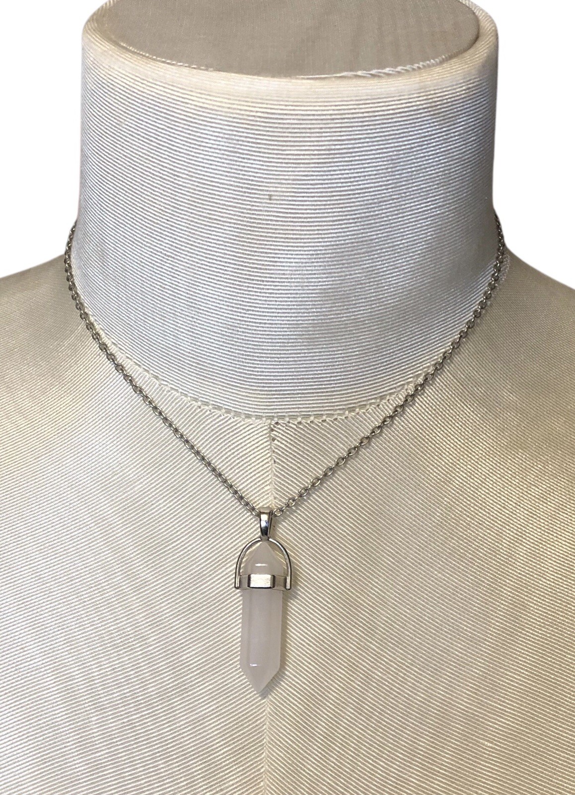 Natural Stone Quartz Pendant Necklace Silver Tone Chain Adult Jewels Boho Hippie