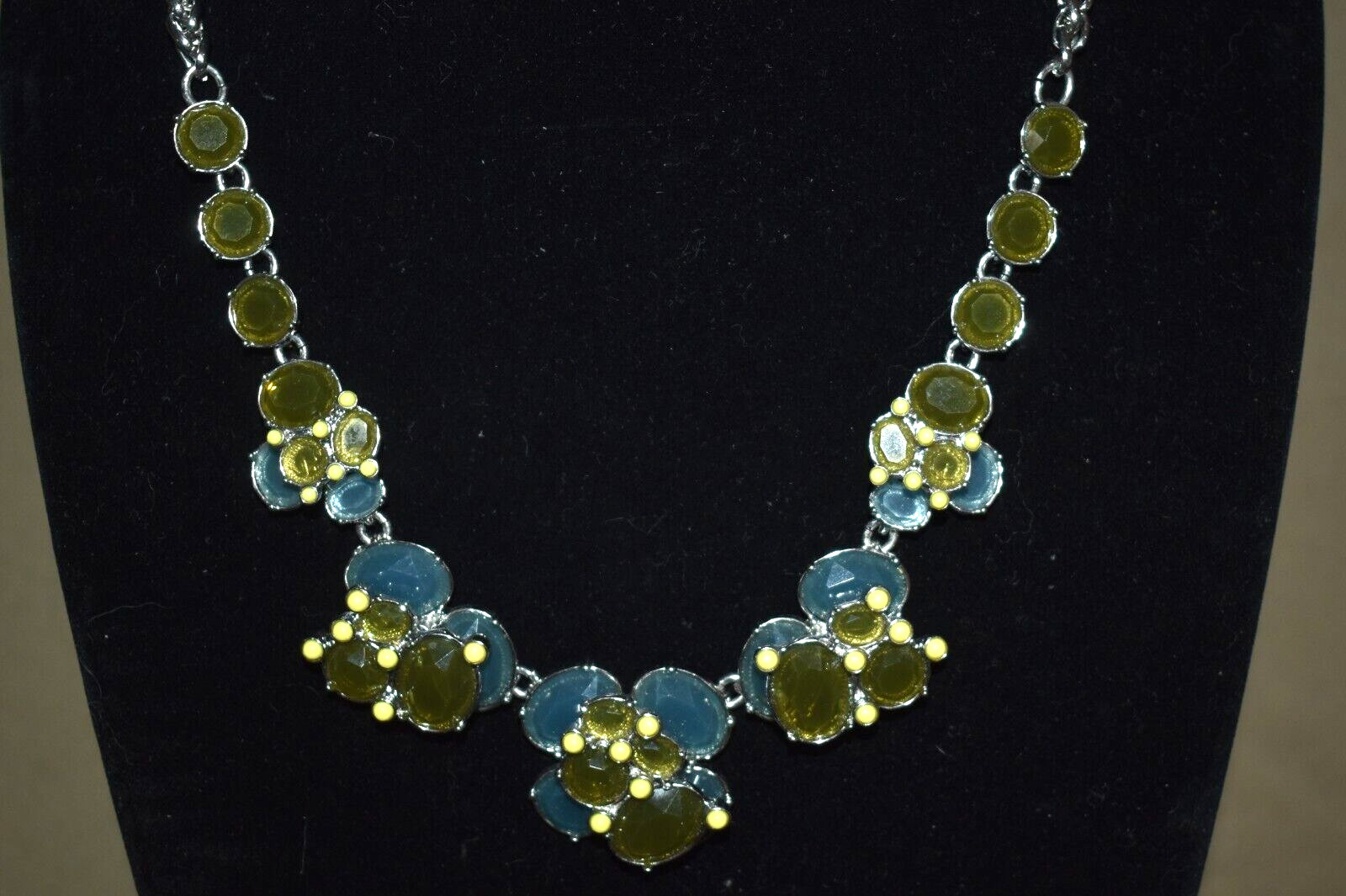 TALBOTS Cluster Floral Silver Tone Chain Statement Necklace Blue & Green 19″ B1