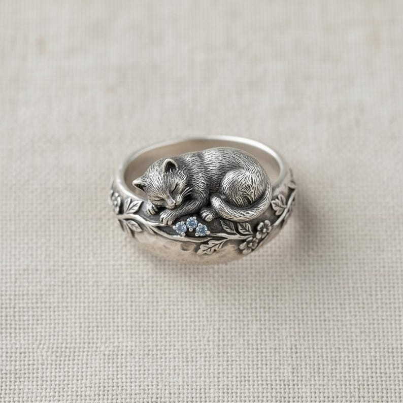 925 Sterling Silver Sleeping Cat Ring Vintage Aquamarine CZ Floral Band New