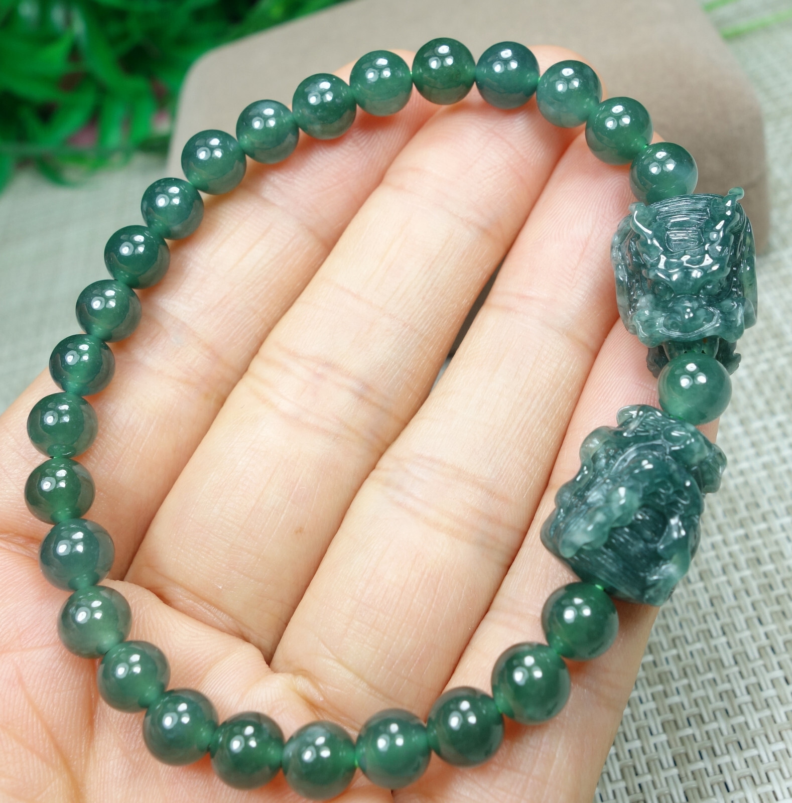 Certified Icy Green 100% Natural A Jadeite jade Dragon Head Bracelet 精工龙头 手链