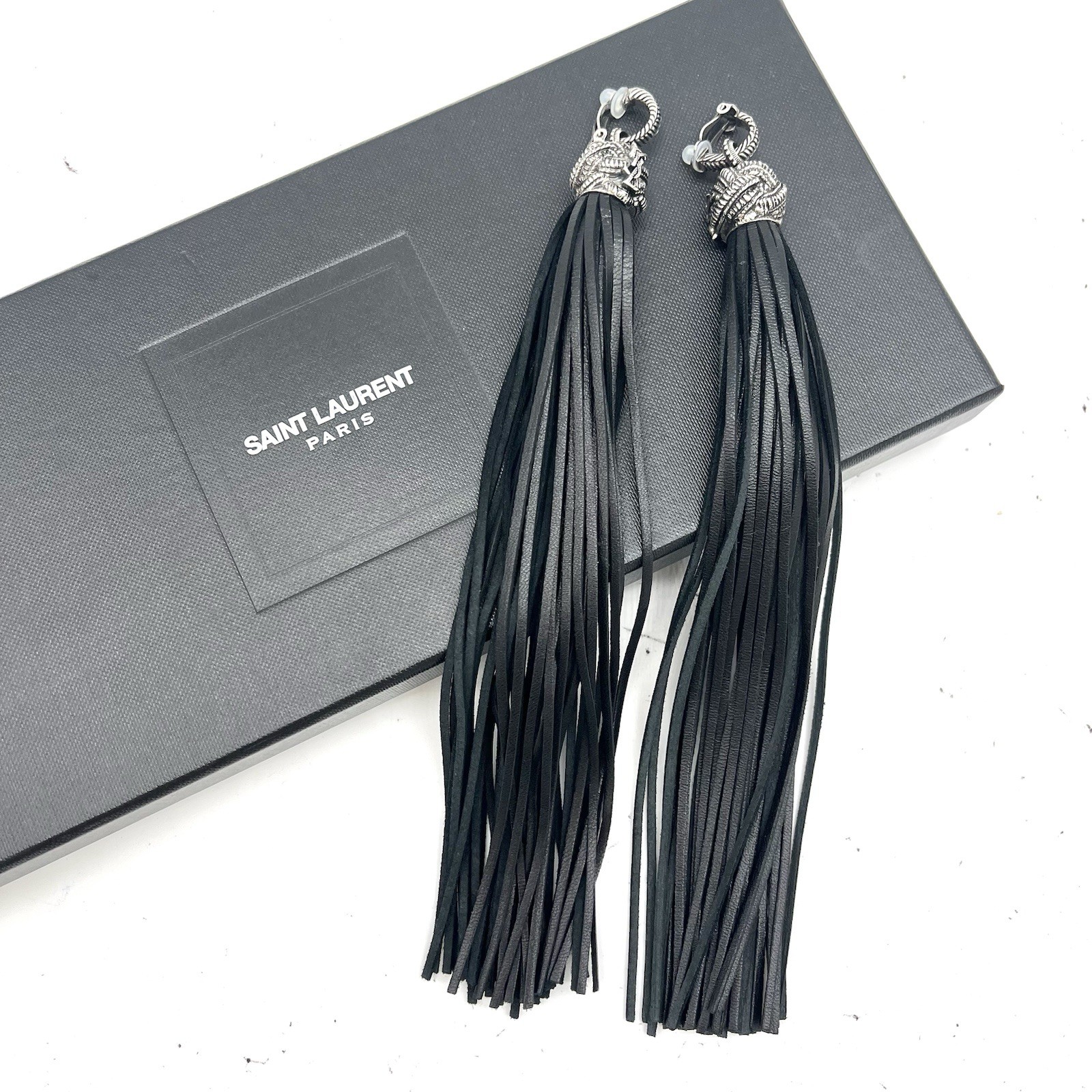 Auth Saint Laurent Paris Tassel Leather Earrings Black 2Y1741