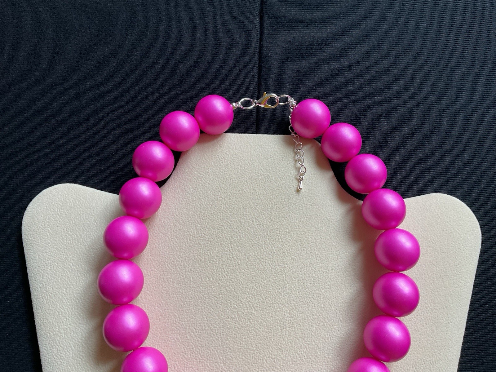 Chunky Hot Pink Beads Adjustable Choker Necklace