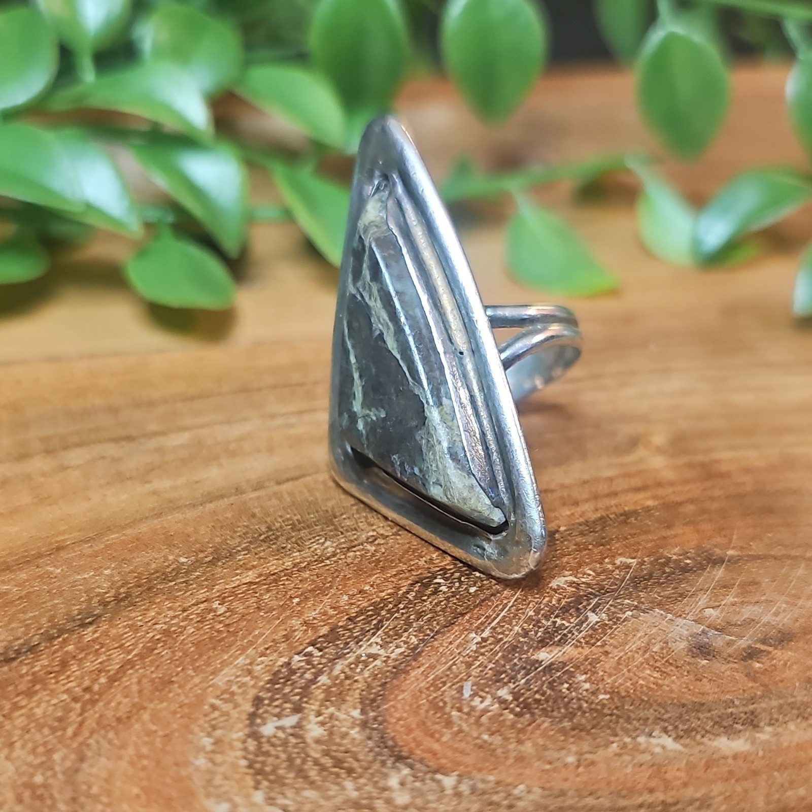 Vtg 925 Sterling Kambaba Jasper Statement Shield Asymmetrical Ring 13g Sz 7.5