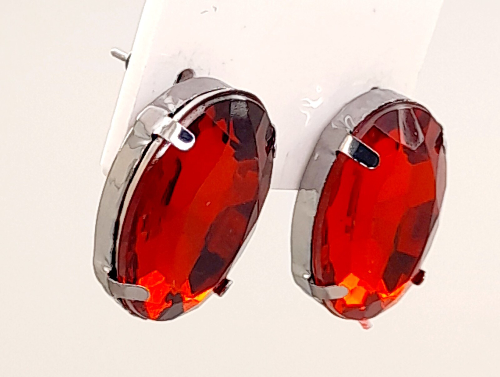 E567 light weight red color oval shape faux glass stud post fashion earrings