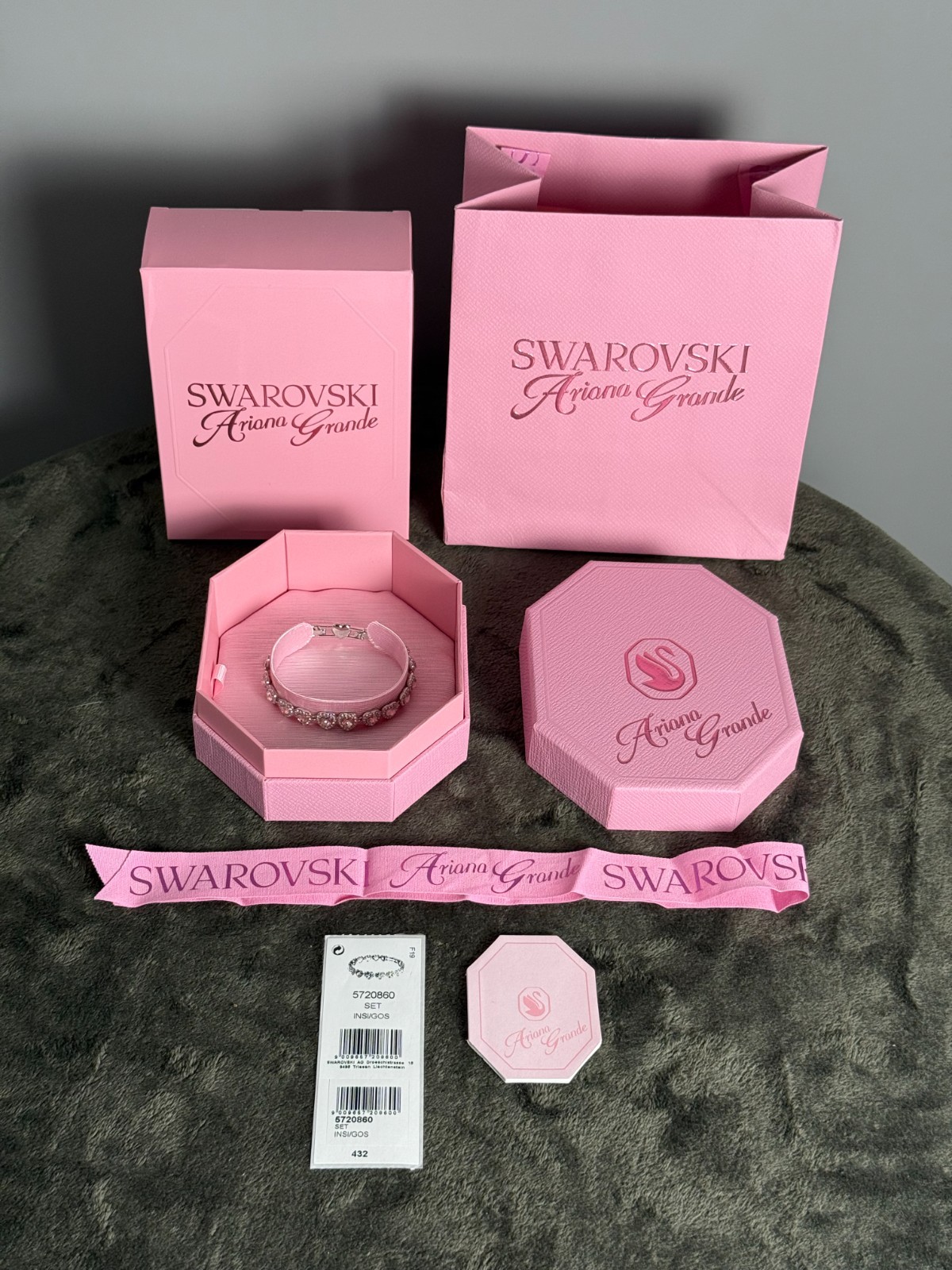 Swarovski x Ariana Grande Silver Crystal Heart Bracelet – Packaging Included