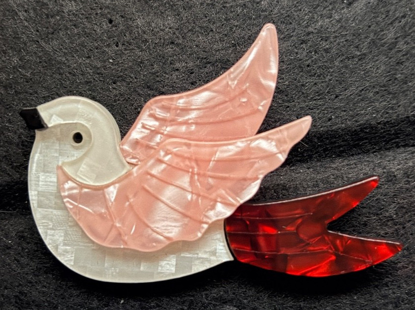 DOVE OF PEACE 3D ACRYLIC LAYERED PEARLESCENT BROOCH 4.5CM X 6.5CM RED PINK CREAM
