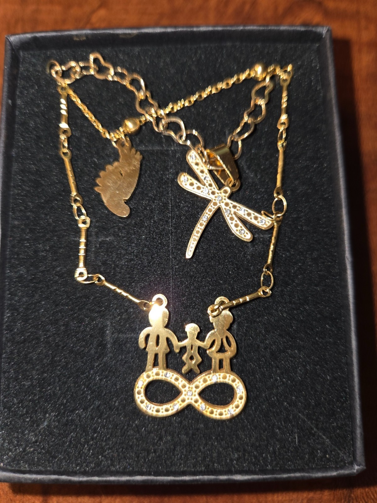 Layered Necklace for Women/Girls – Gold Footprint