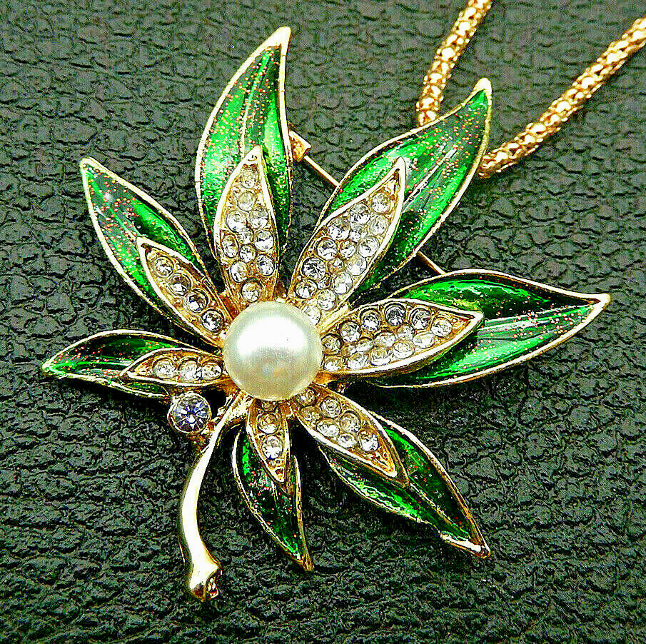 420 Marijuana GREEN Leaf WEED Rhinestone Glitter brooch NECKLACE with Chain