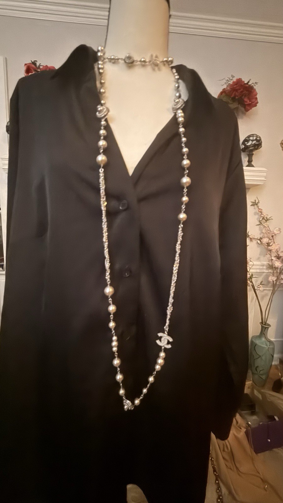 CHANEL Signed Silver Tone Gray Faux Pearl Beaded Link Necklace CC Charm Crystal