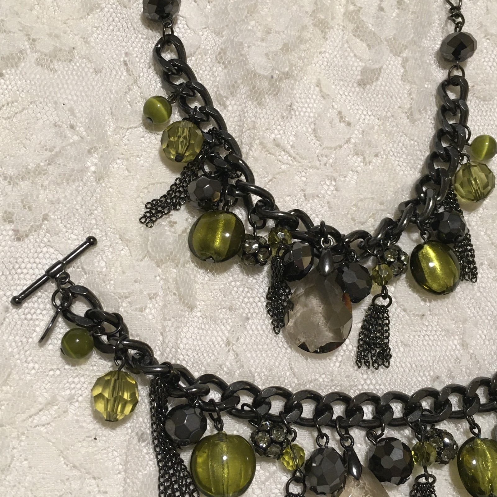 Cookie Lee Silver Tone Necklace Bracelet Set Gray Green Beaded Fringe Womens 18″