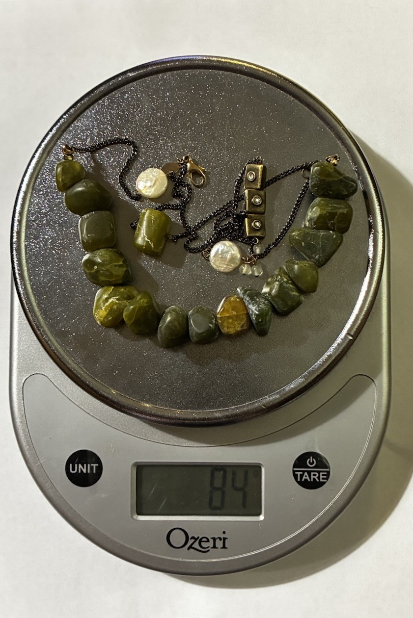 Lee Angel Signed Asymmetrical Green Stone Pearl Statement Necklace 84g
