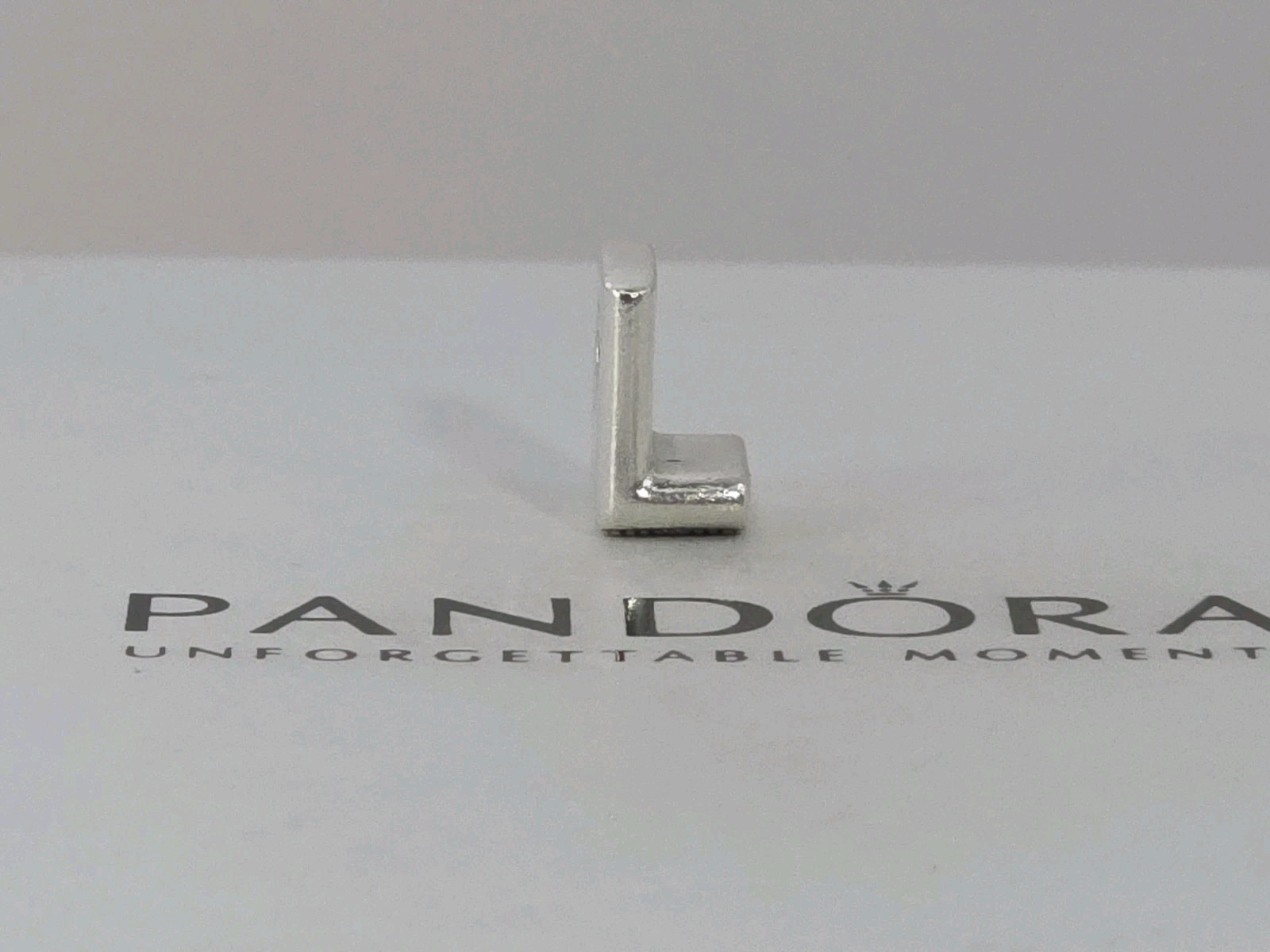 Authentic Pandora Sterling Silver Reversible BLOCK LETTER L Charm #797466