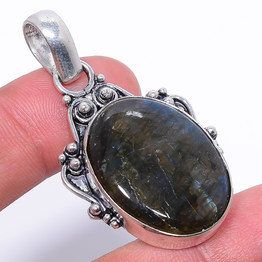 Natural Labradorite – Canada Gemstone 925 Silver Plated Pendant 1.87″ P3098-14