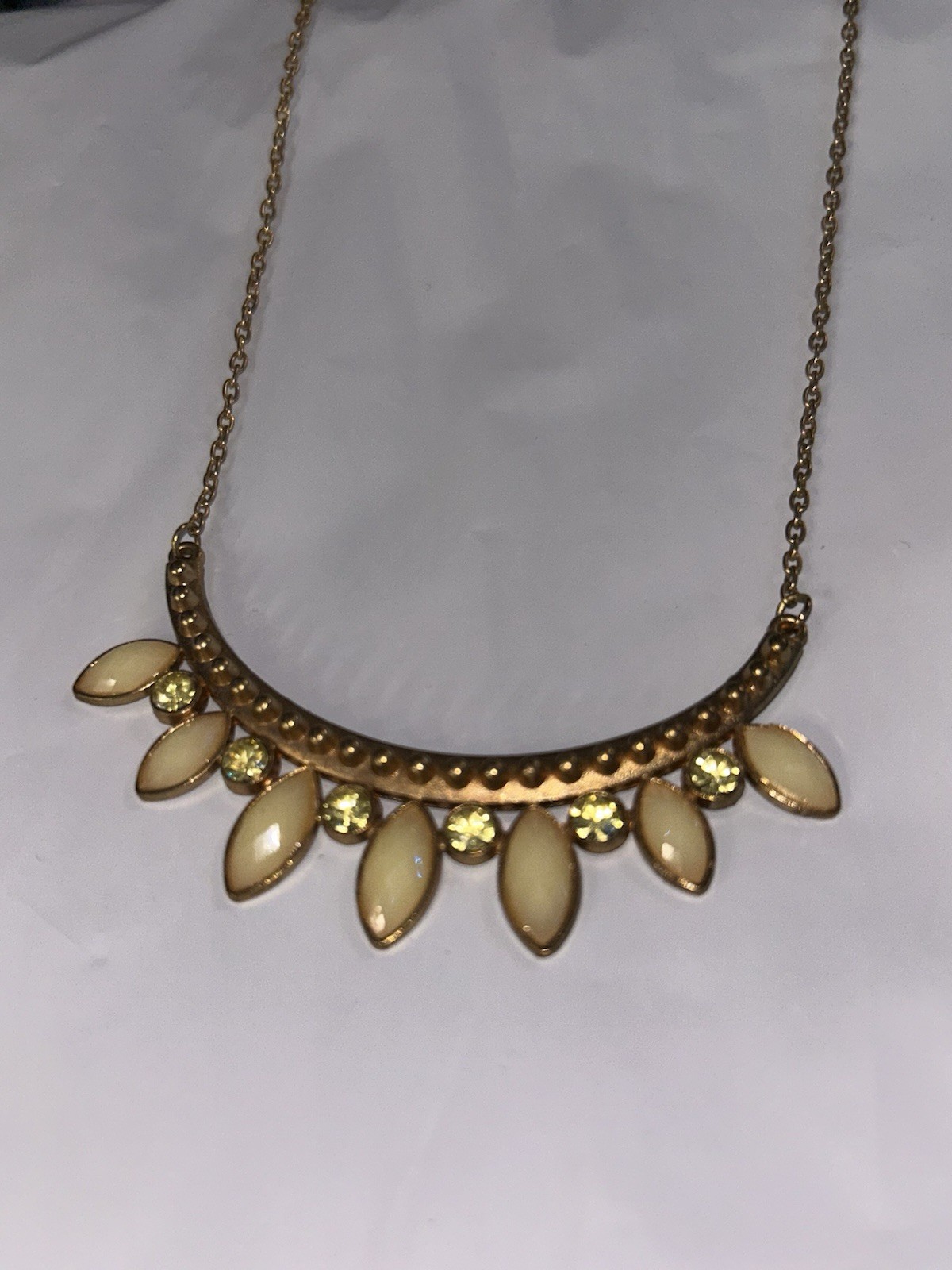 Gold Tone Statement Necklace Cream & Yellow Rhinestone Crescent Pendant Cable