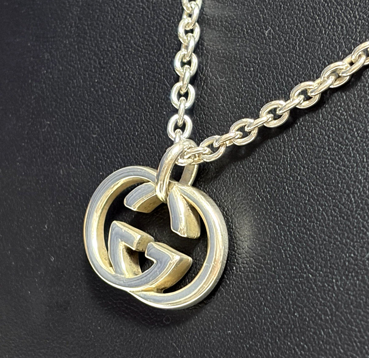 Gucci Interlocking Necklace Sterling Silver 925 Pendant with Box and Accessories