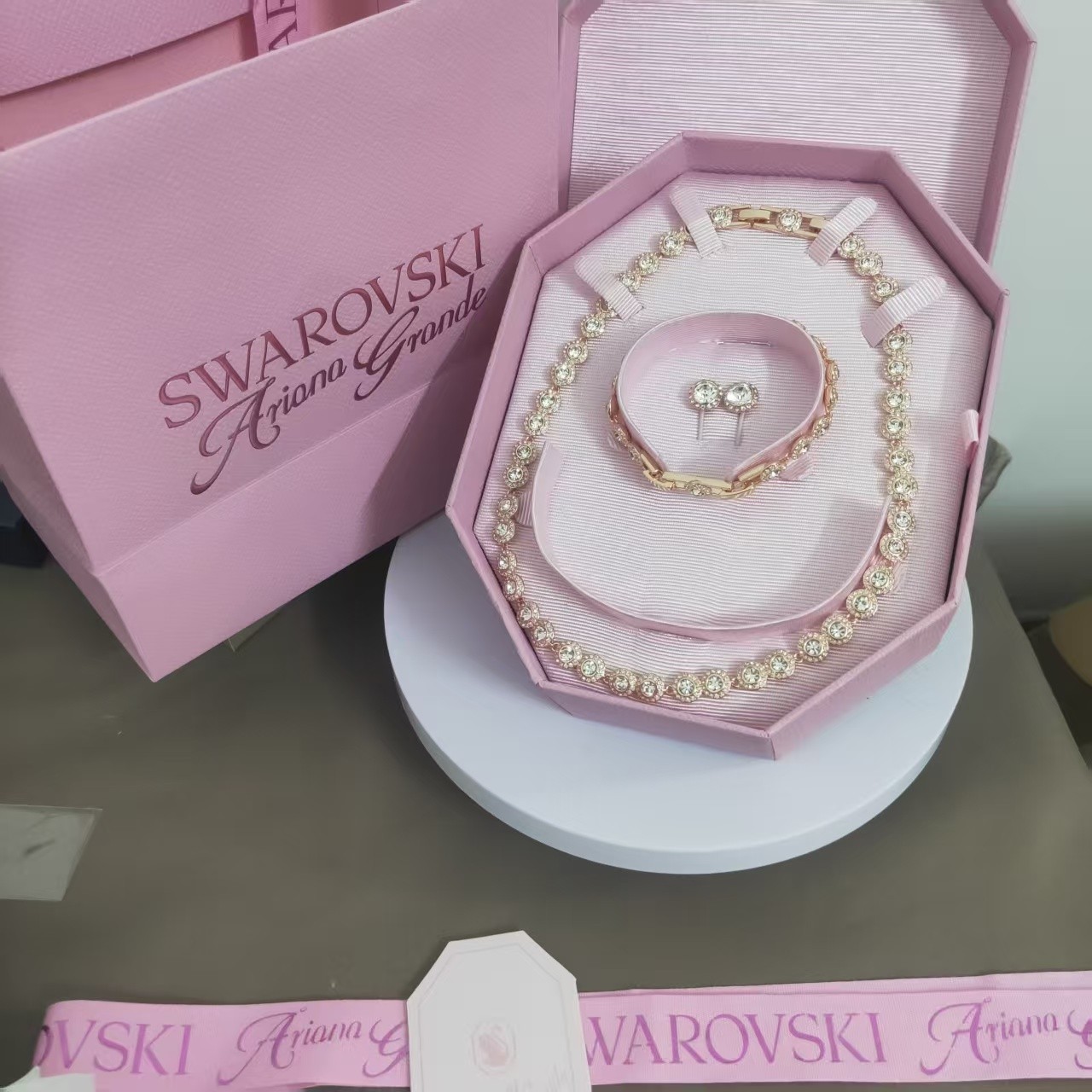 Swarovski Ariana GrandexSwarovski Tennis Necklace+Bracelet+Ear studs Combination