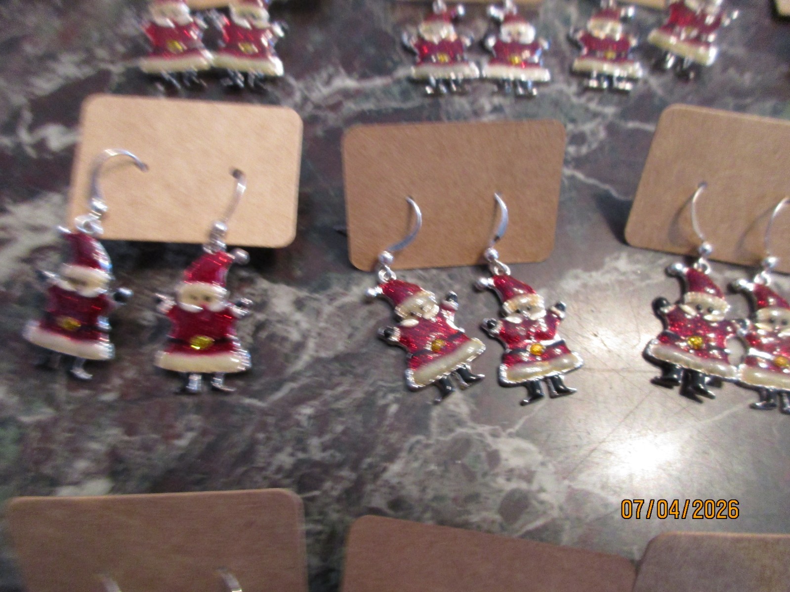 New Assorted Fashion Jewelry EARRINGS CHRISTMAS Holiday Earrings Lot 25 Pair