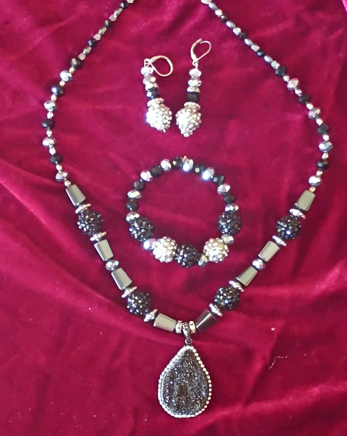 DrusyvBlack Crystal Teardrop Hematite Necklace & Dangle Earrings Bracelet Set