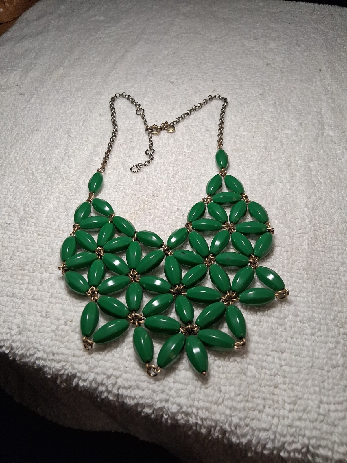 CL/J CREW NECKLACE/STATEMENT/BIB/GREEN/FLORAL/BEAD!