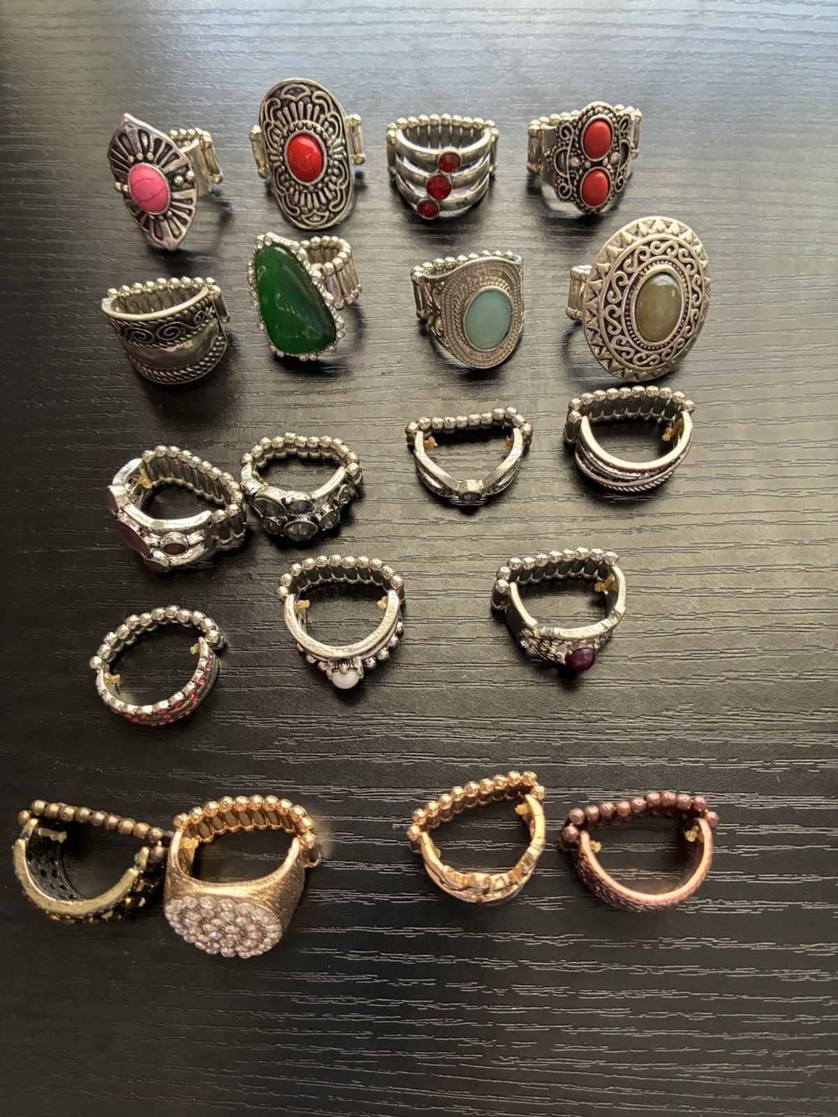 Lot Of 20 New Paparazzi Rings One Missing Stone Stretch No Size
