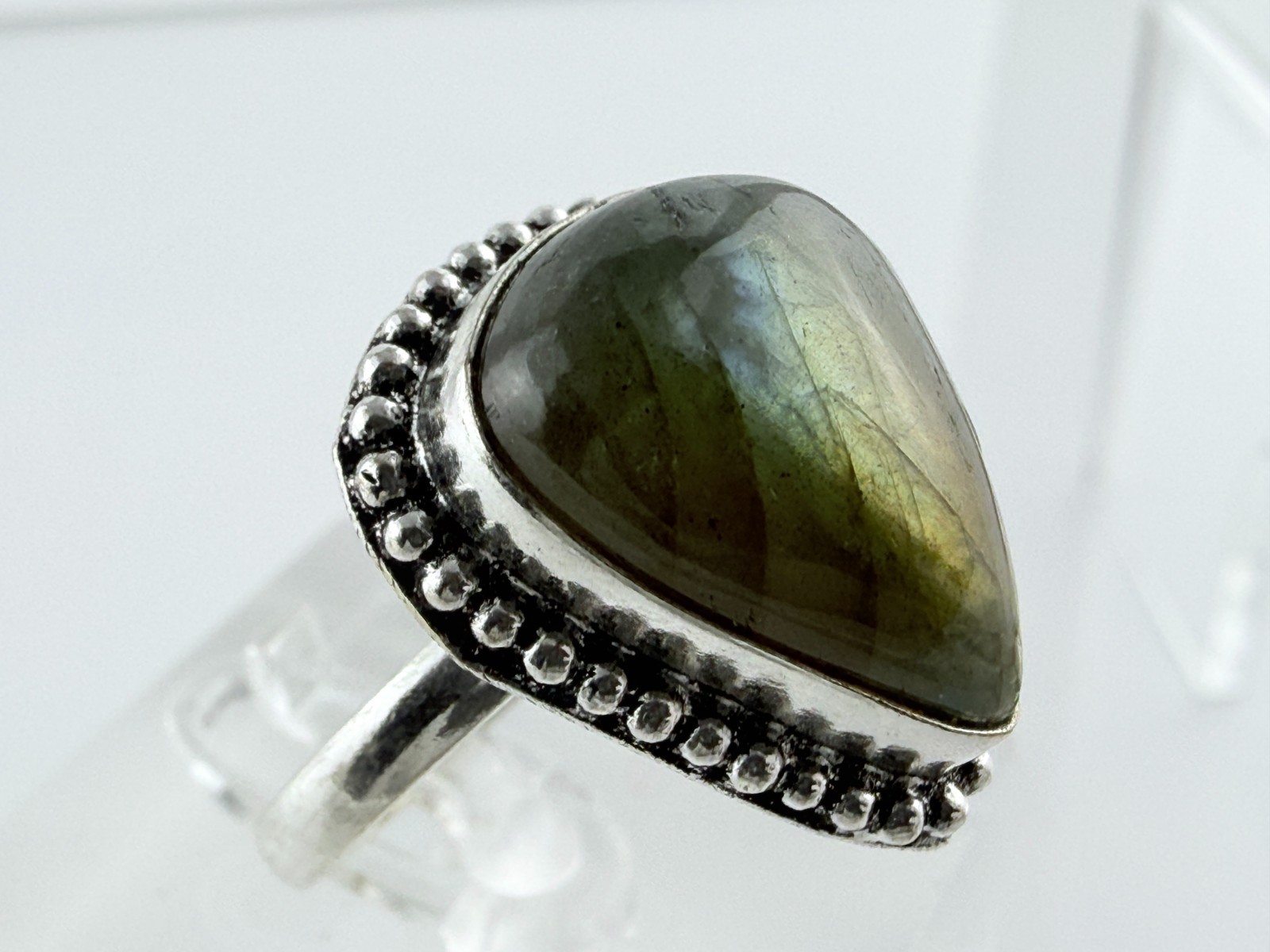 Silver Plated Metal Labradorite Pointed Cabochon Ring Size 10 6.5 Grams Weight