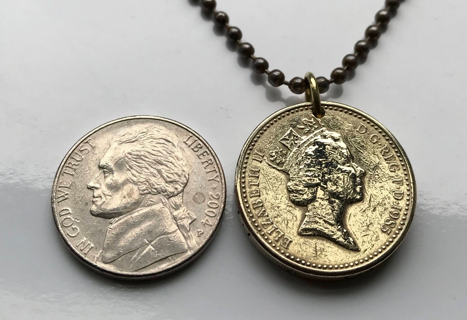 1985 Wales United Kingdom 1 Pound coin pendant Welsh leek Cardiff Swansea 002400
