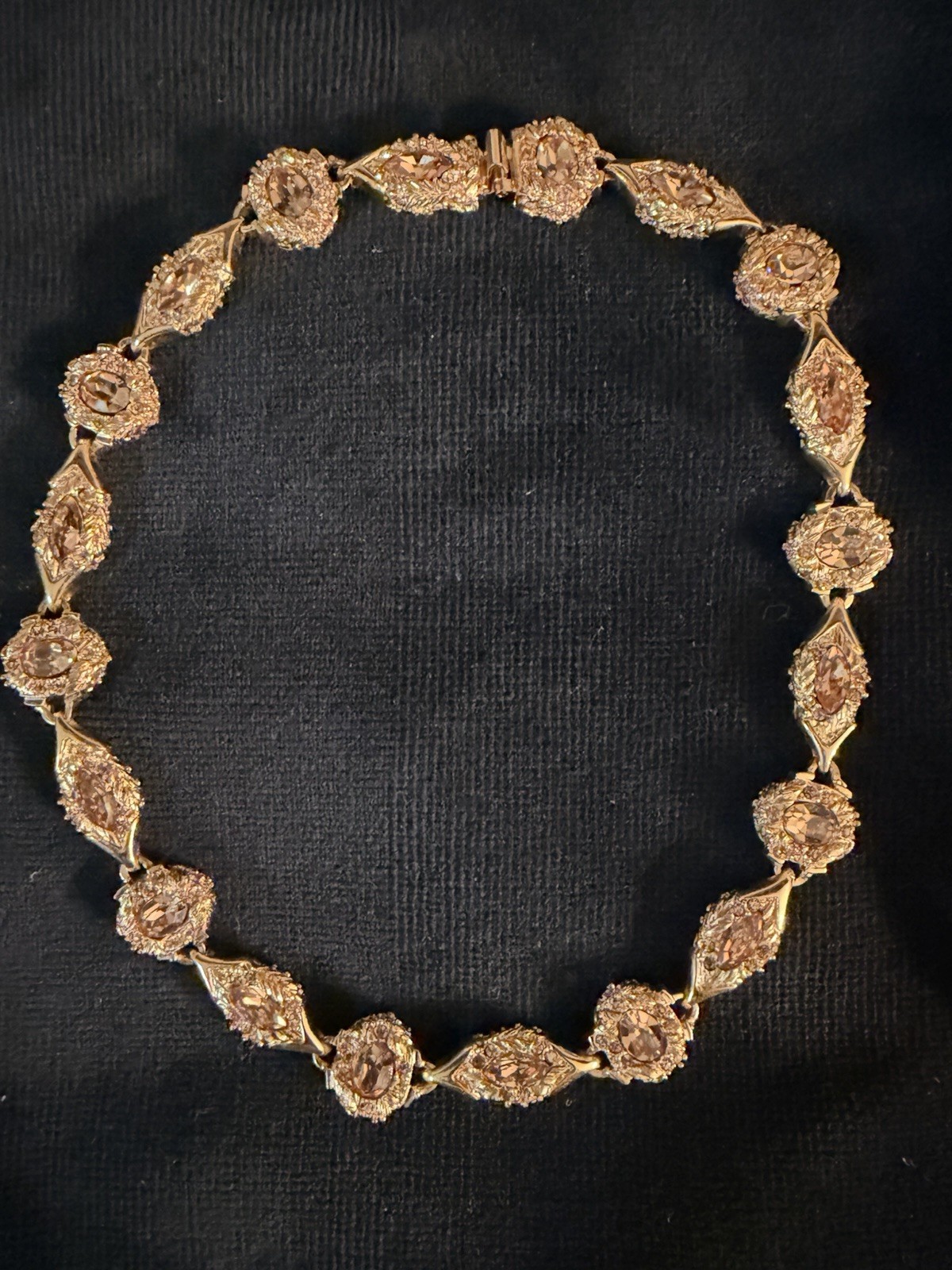 Authentic Vintage St. John Signature Gold Tone Necklace Bracelet Earrings Set