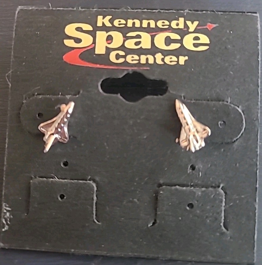 Kennedy Space Center Rocketship Earrings Carded Pierced Drop NOS