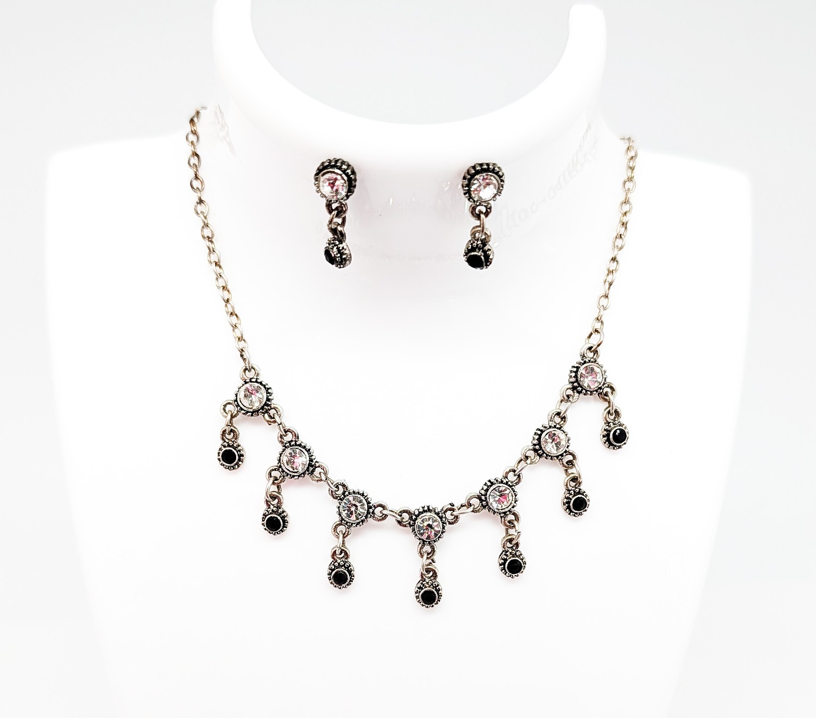 DESIGNER INSPIRED 17 in BLACK GRAY CRYSTAL VICTORIAN SILVER TONE JEWELRY SET NEW