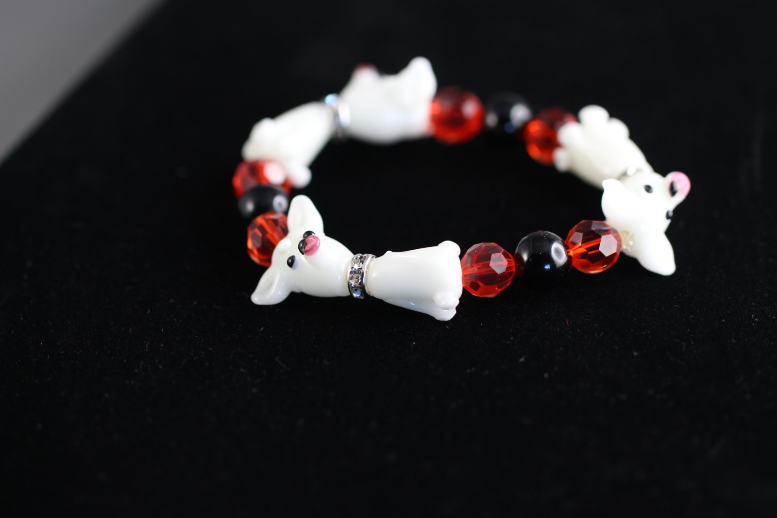 Dog Lampwork Bracelet 6.5″ inch Elastic Glass Beads Red Crystal Black Onyx