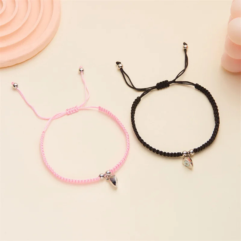 2pcs Magnetic Couple Bracelets Love Heart Shaped Matching Attraction Cat Kitten