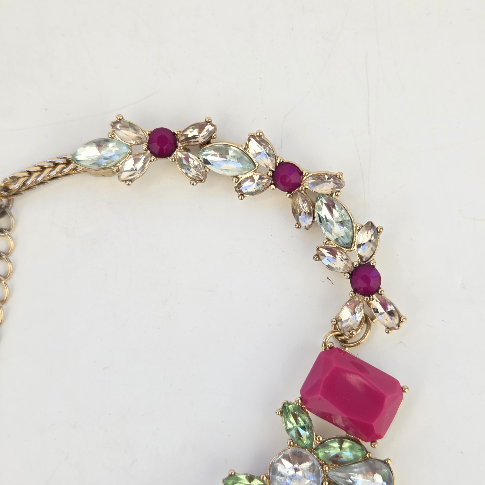 Natasha Statement Necklace 17″ Multi Colored Acrylic And Glass Stones Gold Tone
