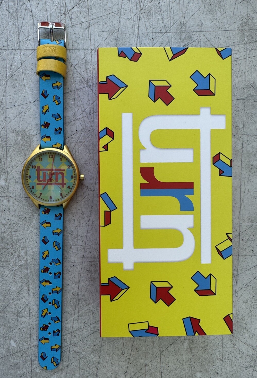 TURNT Colorful Holographic Watch 38mm Unisex Waterproof Round Quartz Wristwatch