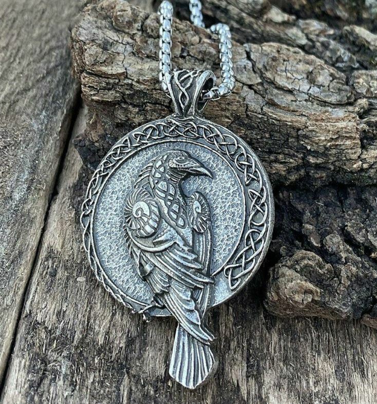 New Mens Nordic Norse Viking Odin Raven Crow Rune Sigil Sign Pendant Necklace