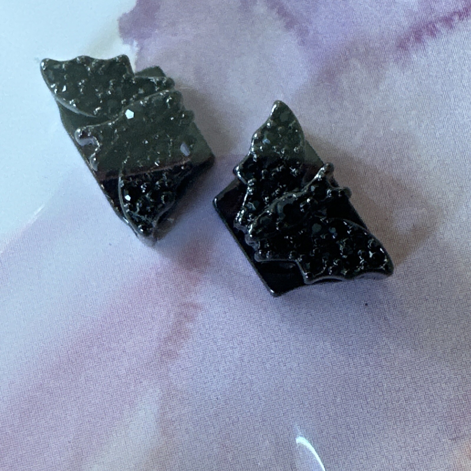 Keep Collective Hematite Bat Charm Set Halloween Collector’s edition New