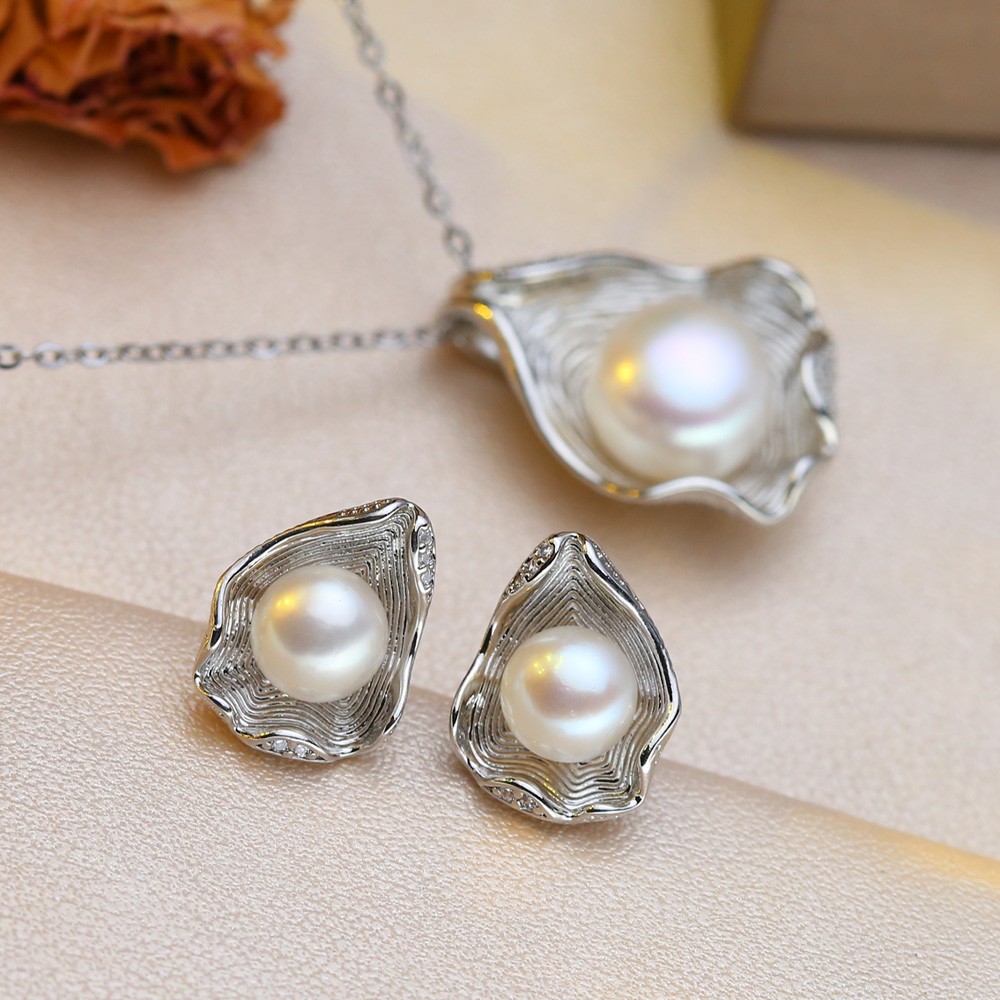 Natural Freshwater Pearl Earrings Women Fashion Necklace Earrings Jewelry Sets